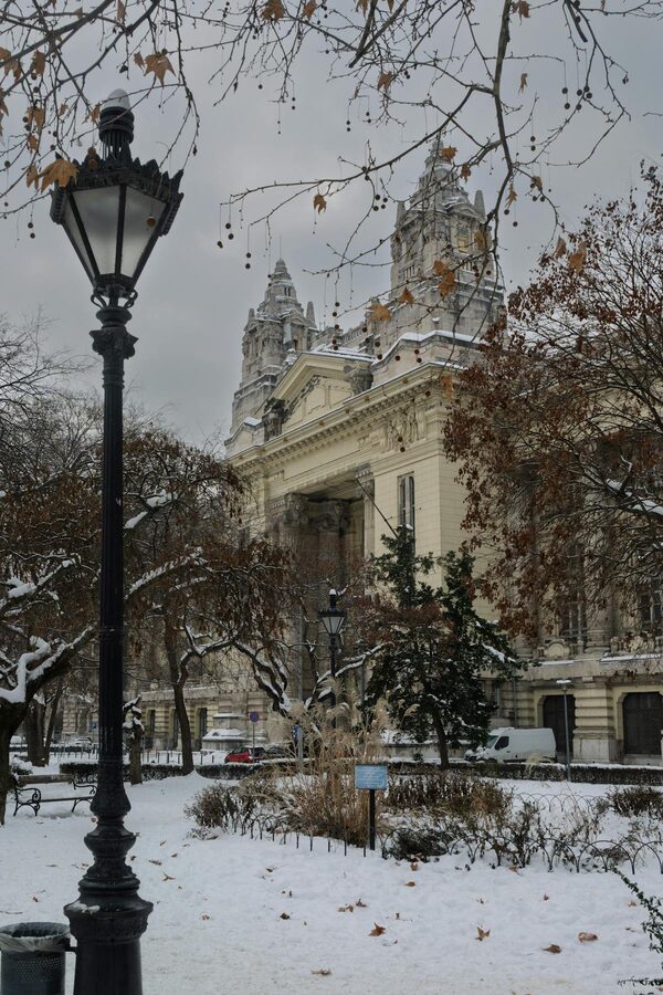 Budapest City Park with green trees and pathways near Szechenyi Baths