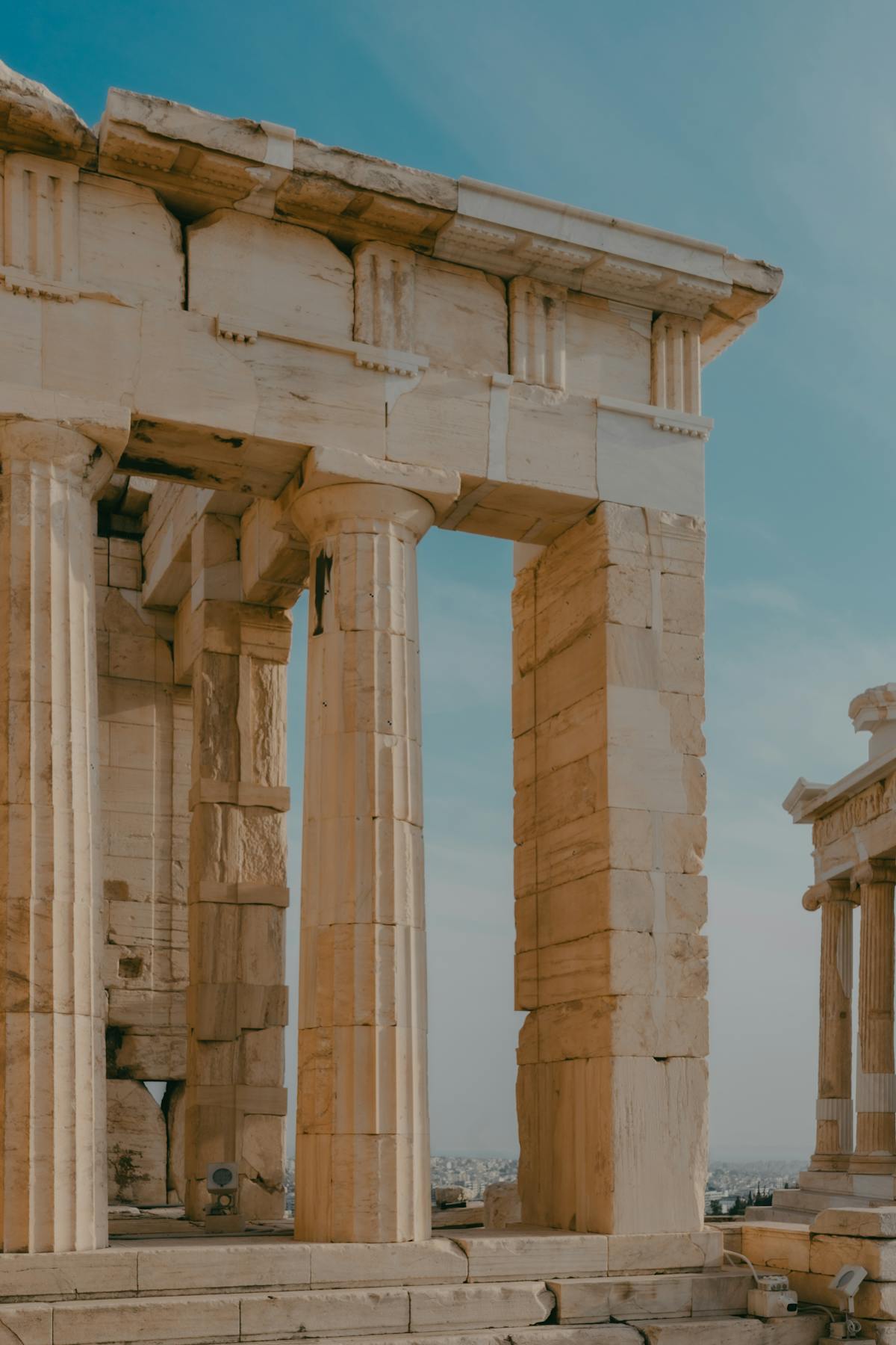 Wide panoramic view of the Parthenon temple