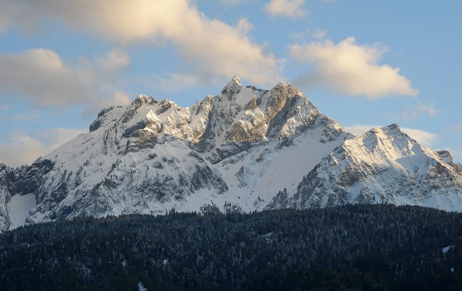 Pilatus mountain Hausberg snow alpine landscape