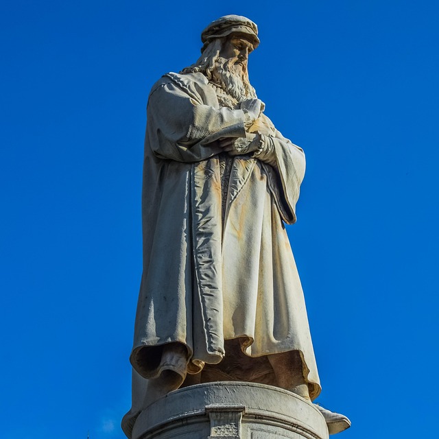 Statue of Leonardo da Vinci in Milan, Italy