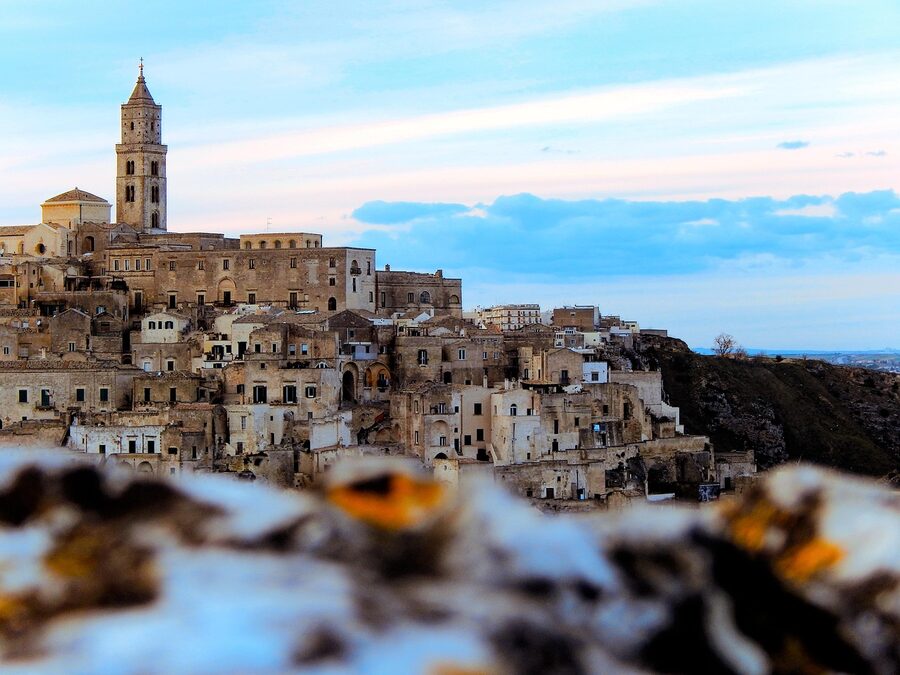 Sweeping overview of the ancient city of Matera and its cave dwellings