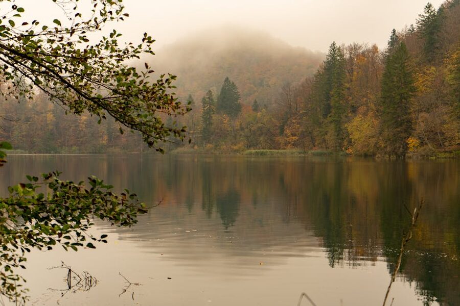Plitvice Lakes autumn foliage reflecting on lake