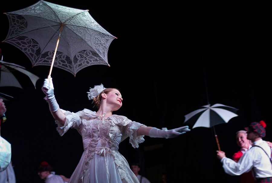 Polish folklore dancers in motion