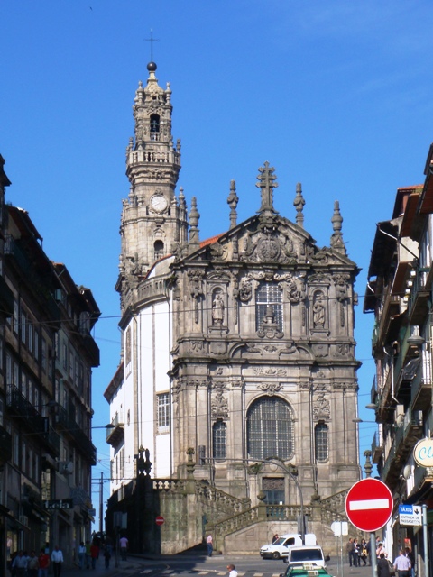 Clerigos Tower Porto exterior