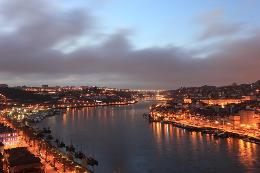 Porto Douro river evening