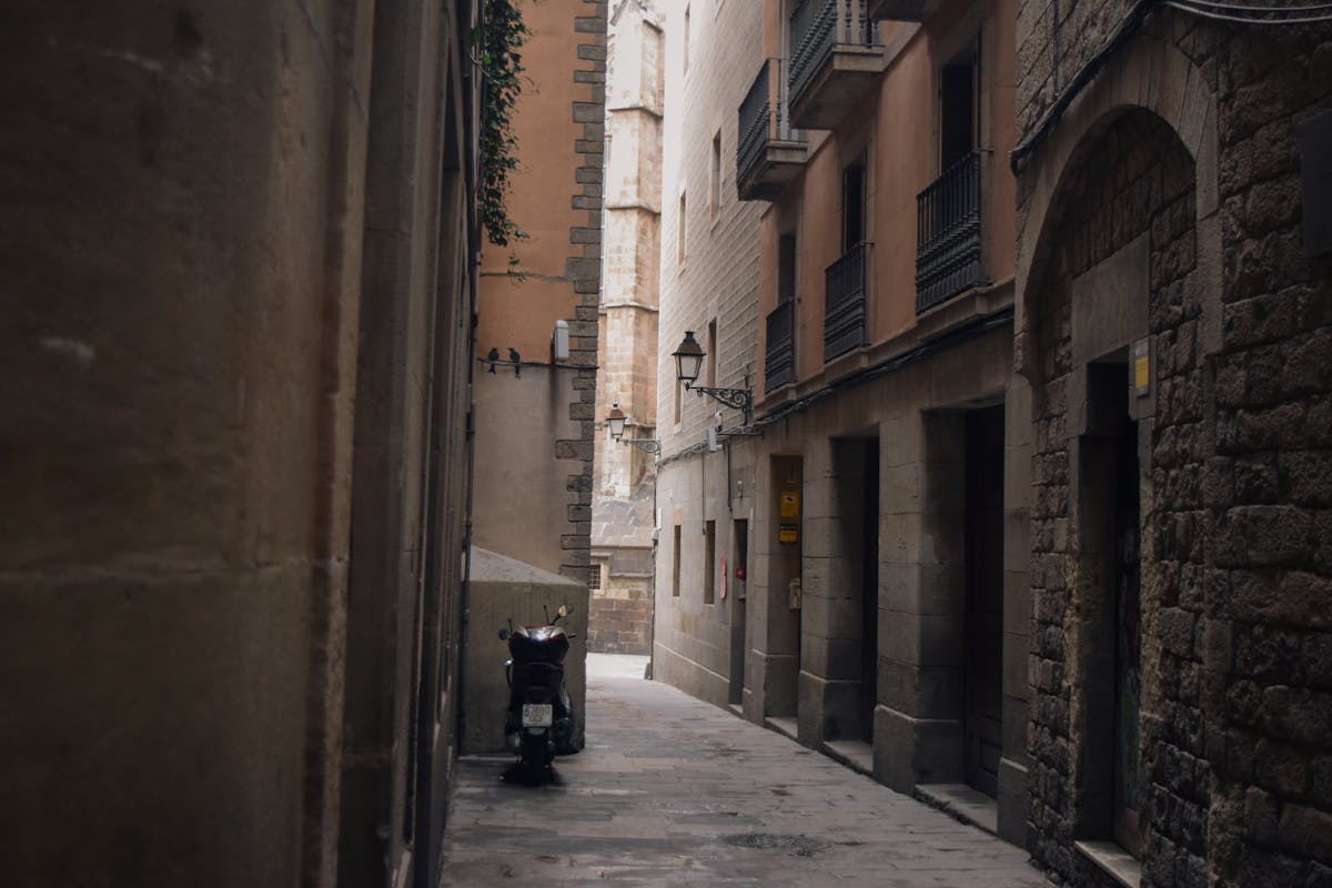 Quiet alley in Barcelona Gothic Quarter