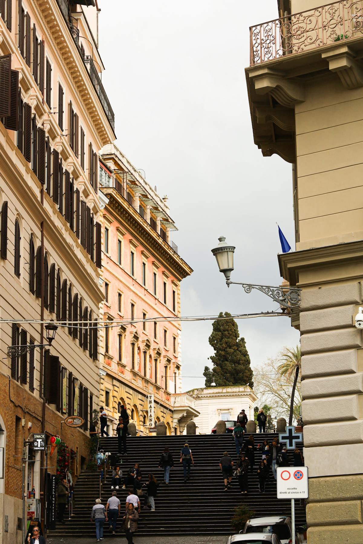 Crowded street at the historic Spanish Steps in Rome