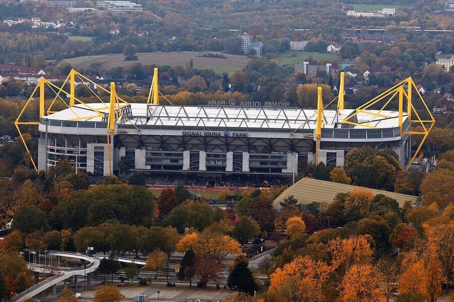 Signal Iduna Park pitch view