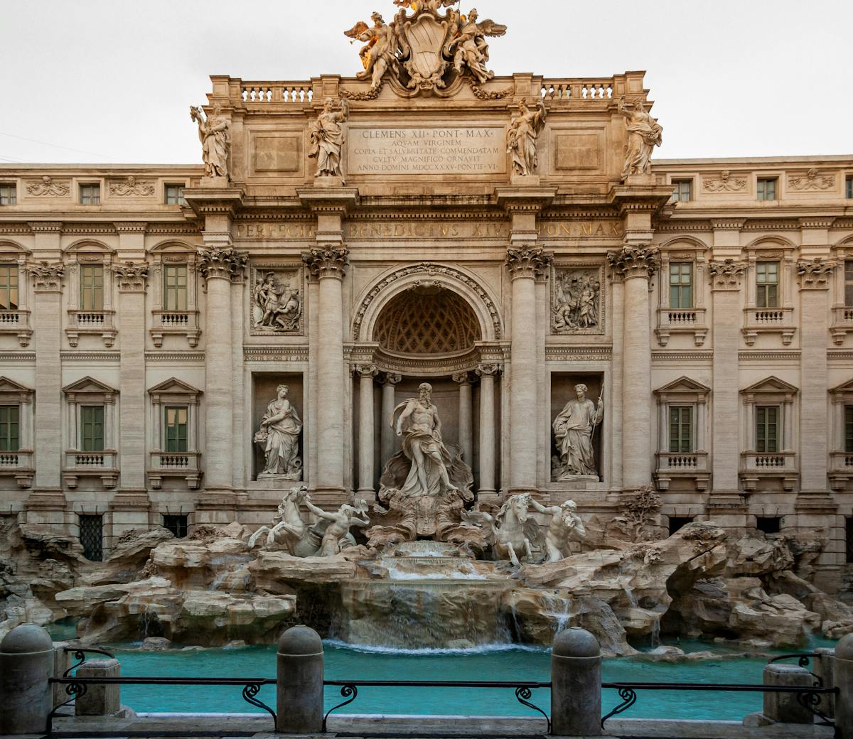 Wide panoramic view of the Trevi Fountain in Rome
