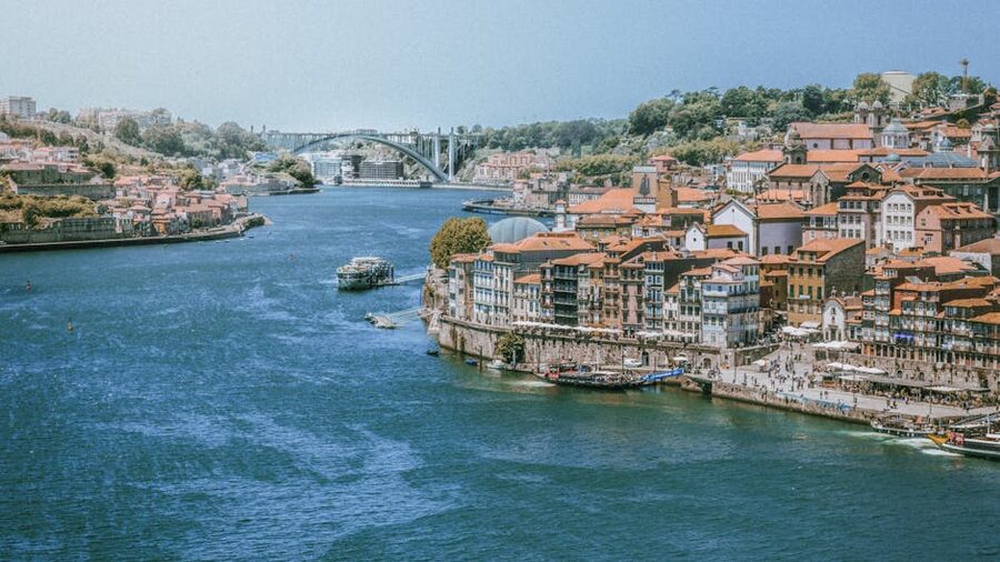 Panoramic view of Vila Nova de Gaia riverside
