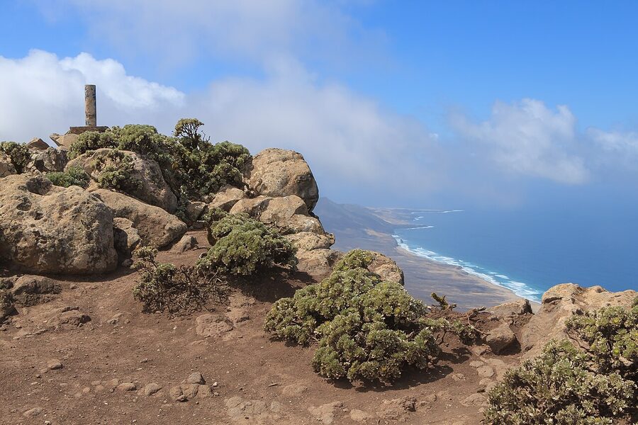 Pico de la Zarza summit Jandia Peninsula