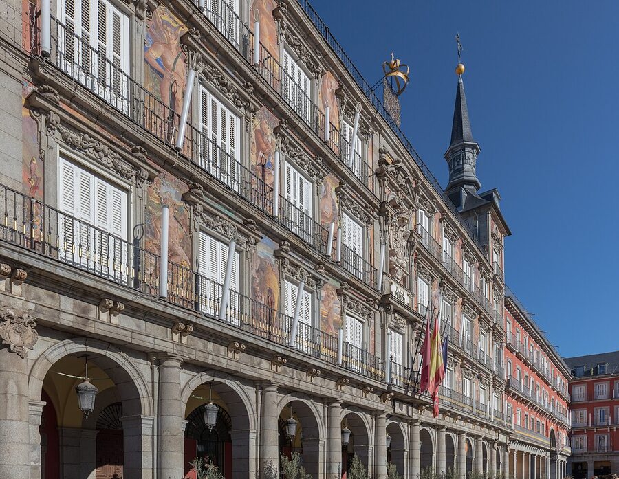 Plaza Mayor Madrid framed under archway