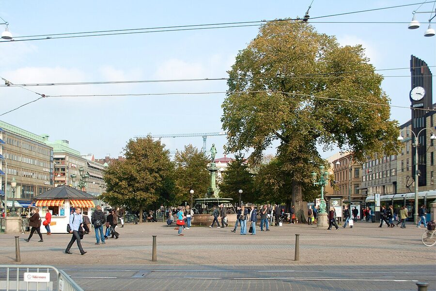 Brunnsparken tram interchange in central Gothenburg