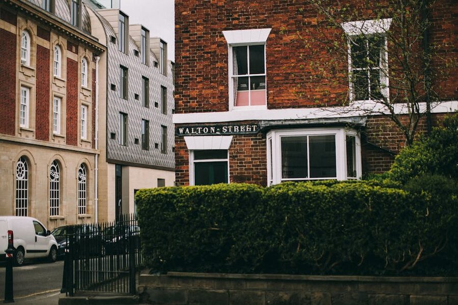 Walton Street Oxford traditional architecture