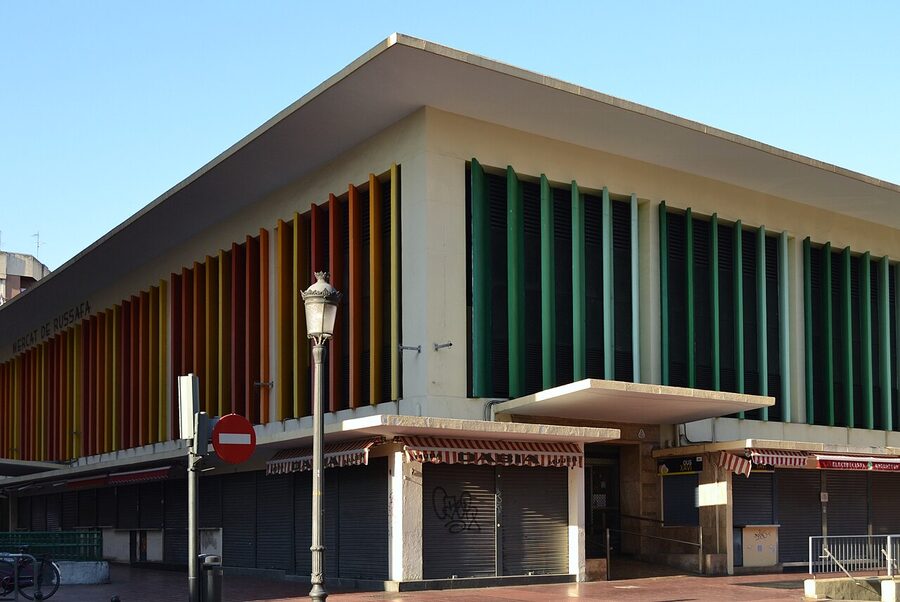 Mercat de Russafa exterior corner