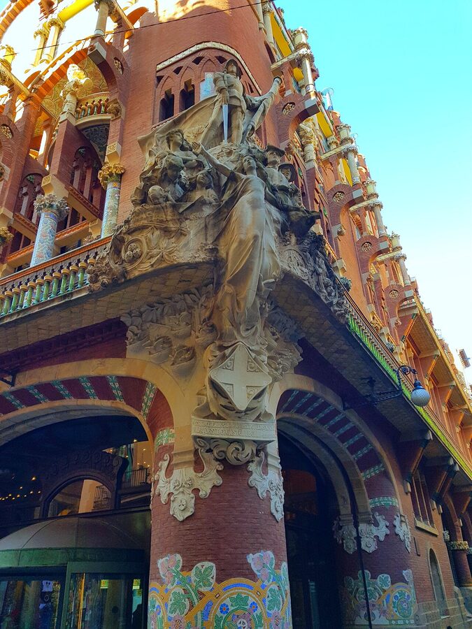 Miquel Blay corner sculpture facade Palau de la Musica Catalana Barcelona