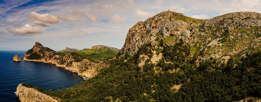 Mallorca coastal cliff and Mediterranean view