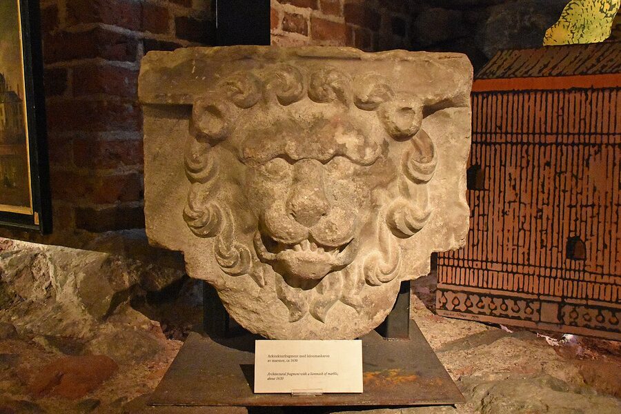 Tre Kronor castle lionhead mask fragment medieval Stockholm