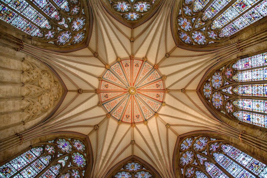 York Minster interior ceiling and gothic vaulting