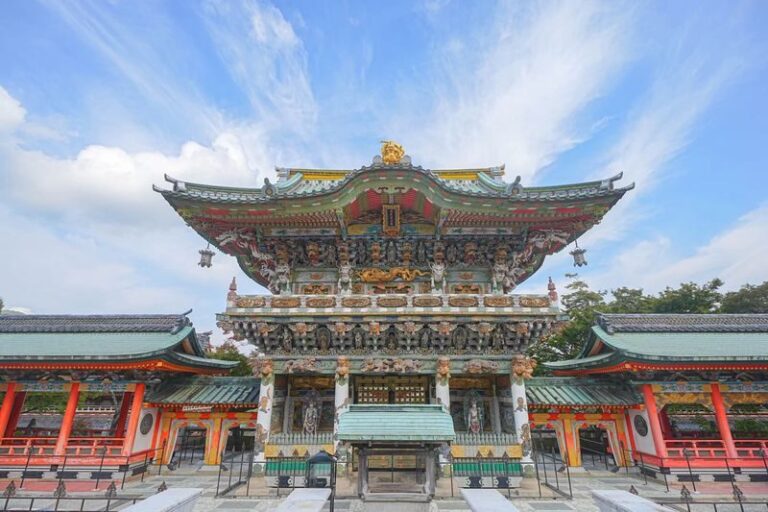 1-Day Onomichi & Ikuchijima: Hill of Hope, Ferry, Ropeway & Temples - Riding up Mt. Senkoji by ropeway
