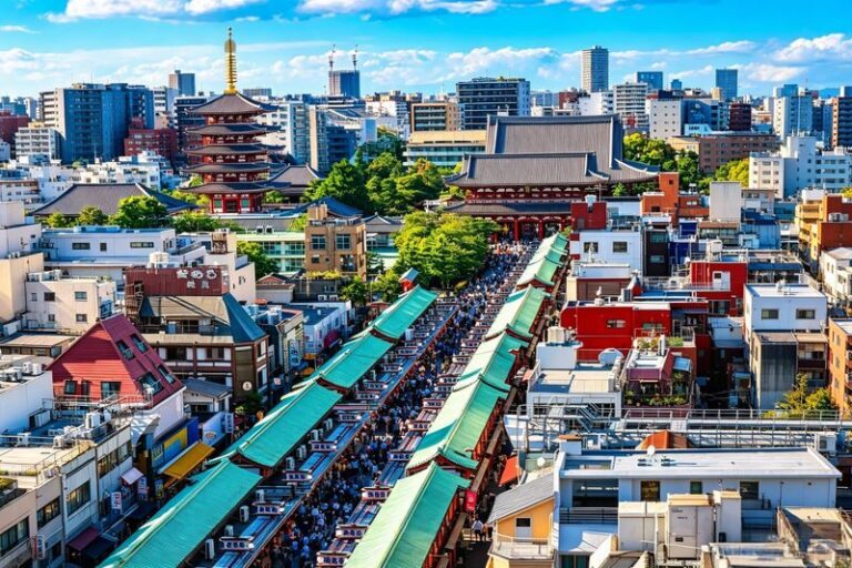 2-Hour Small Group Tour of Senso-ji Temple in Tokyo (English Guide) - Nakamise-dori: Shops, Snacks and Street Life