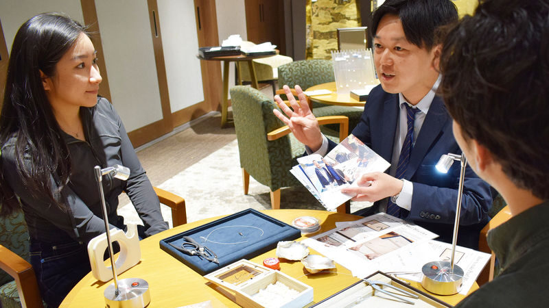 Akoya Pearl Bracelet Making Experience with Japanese Gems (Kyoto) - A central Kyoto stop with a calm indoor pace