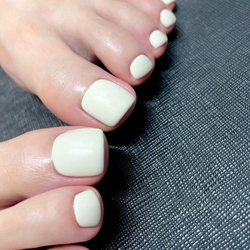 Ao. Nail, a Japanese-style nail art experience in Shinjuku, Tokyo - Choosing between removal, monochrome, and freestyle