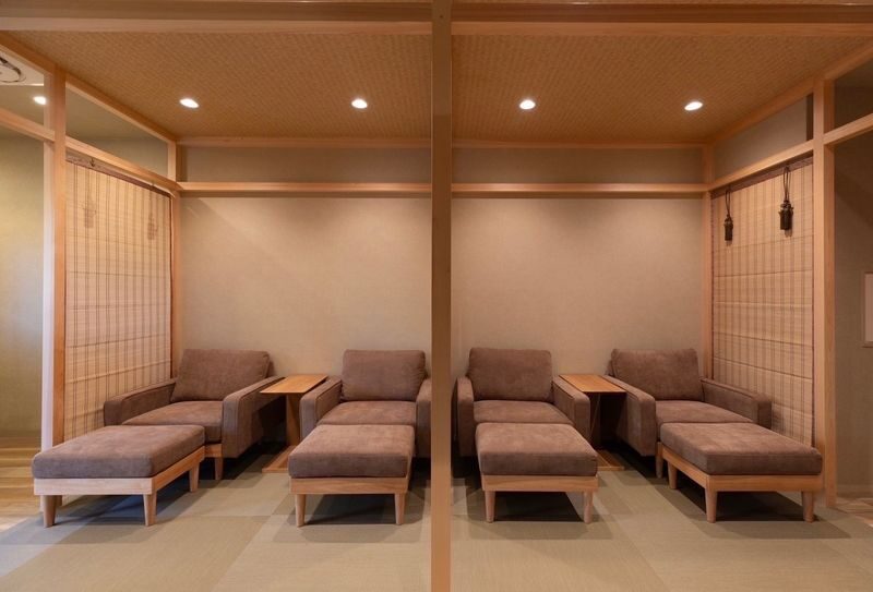 Arashiyu Foot Bath and Blissful Foot Massage in Kyoto - Choosing a bath: flowers, matcha, green tea or salt