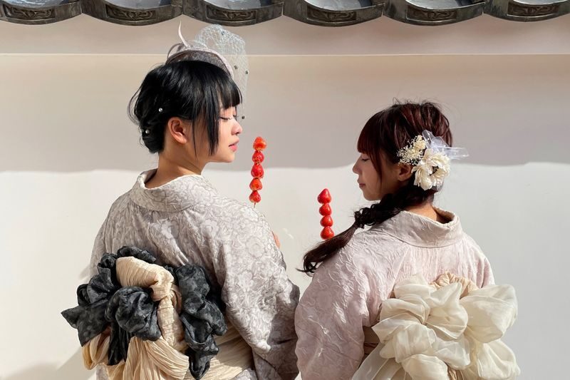 Asakusa | Kimono Rental Experience | Rika Kimono Asakusa Store (Provided by Rika Kimono) - Choosing your kimono and setting the budget