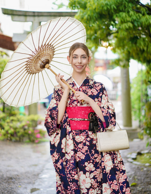 Asakusa Kimono Rental Experience (Tokyo / Provided by Rental Kimono First) - Get dressed, styled and ready to walk