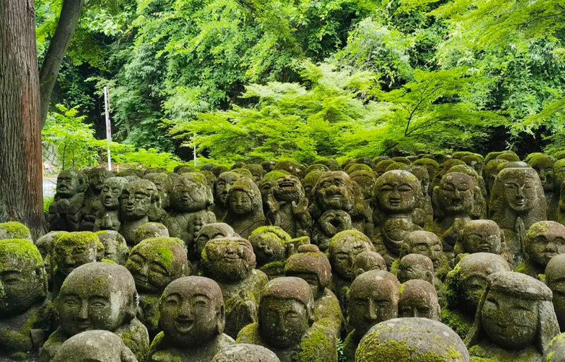 Atago Nenbutsuji Temple/Jojakkoji Temple & Katsuoji Temple & Arashiy - The rakan statues: small figures with distinct faces