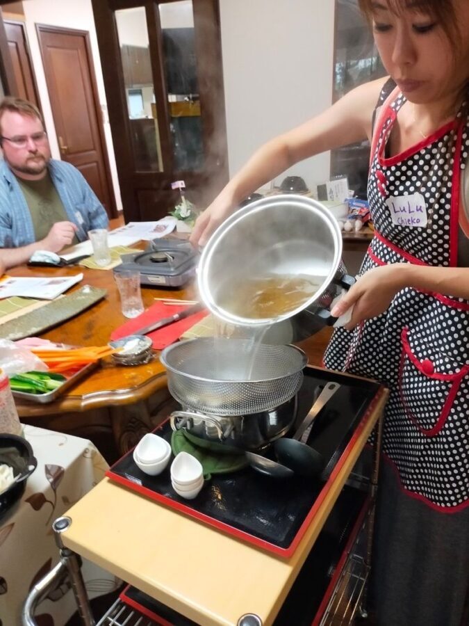 Authentic Homestyle Japanese Cooking Class in Tokyo - From the first lesson to the shared meal