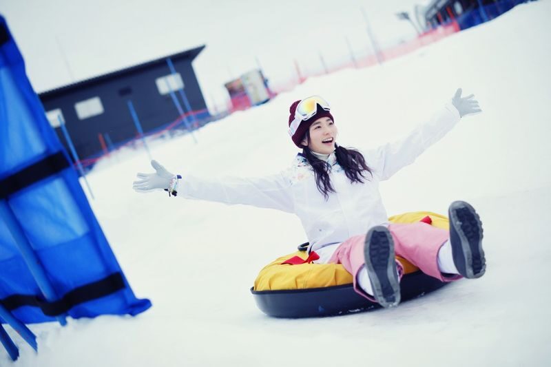 Biwako Valley Ski Resort Day Tour from Osaka - The ropeway is the gateway to the snow