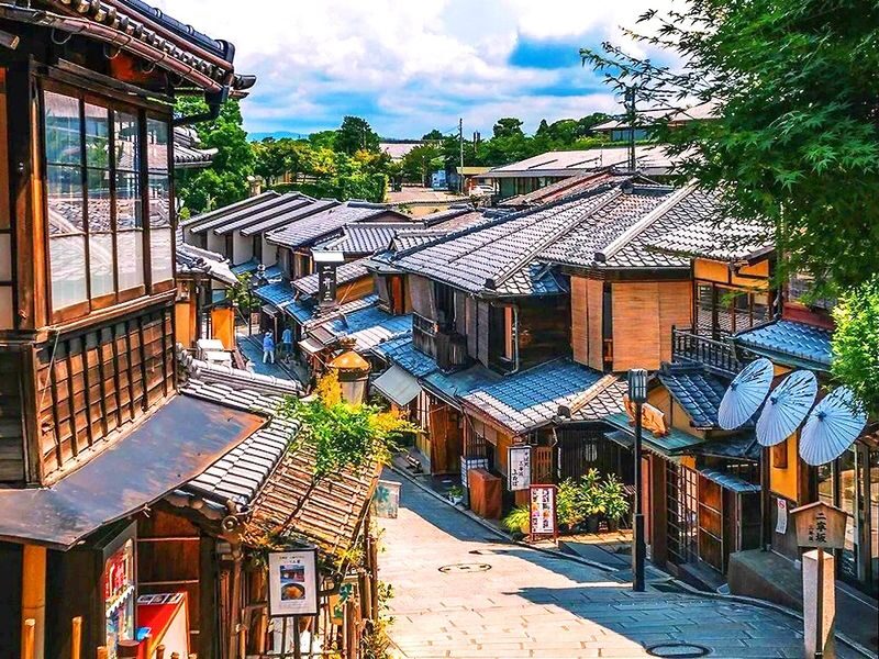 Classic Panoramic Tour: A Day Trip to Kyoto and Nara to Encounter Adorable Deer - Kiyomizu-dera and Kyoto’s old streets