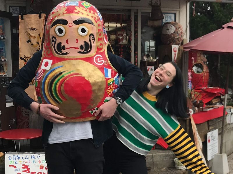 Daruchans House: Daruma Cloth-Covering Experience - Choosing fabric and shaping your Daruma
