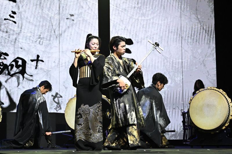 DRUM TAO THEATER KYOTO Special Package with Drum Experience & Photo - A drink before the drums