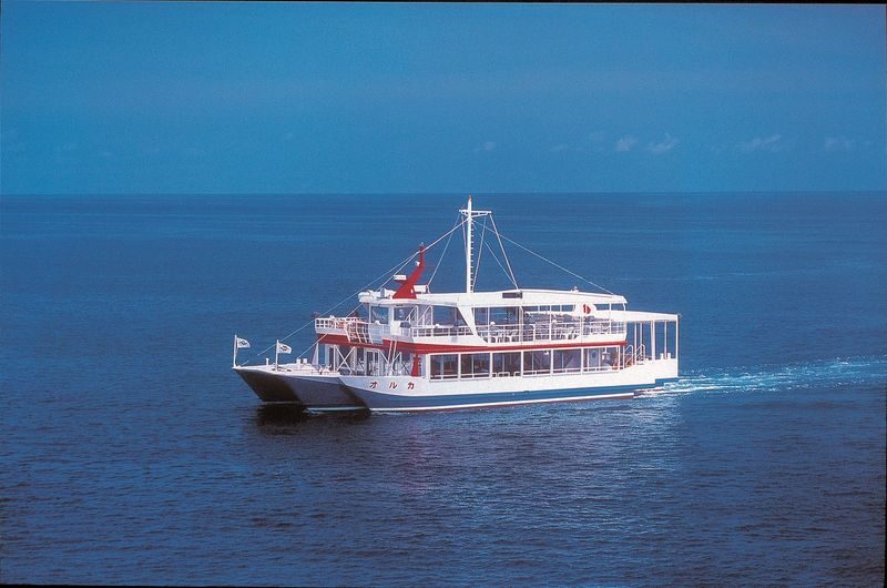 Glass Bottom Boat Tour in Okinawa - The Ride Out: Sea Air and Naha’s Coast