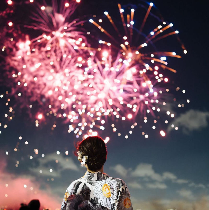 Hakone & Atami Fireworks Day Trip: Mt. Fuji Hakone Shrine & Floating Torii Gate & Lake Ashi Lakeside Stroll & Atami Sun Beach & Atami Fireworks Festival (From Tokyo) - A short taste of Atami