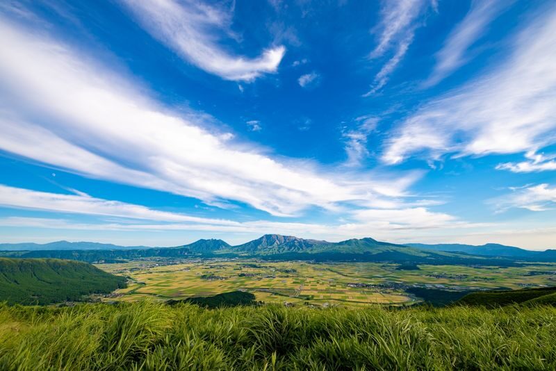 Half-day private horseback riding experience at Aso Daikanbo - A private format gives you a more personal outing