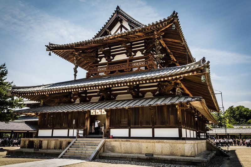Himeji Castle & Engyoji Temple Half-Day Cultural Tour - Himeji Castle: a lesson in defense