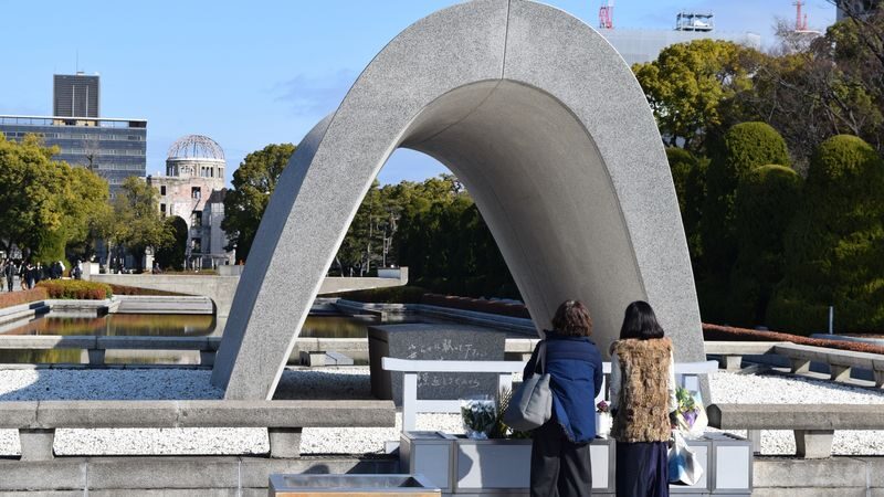 Hiroshima Custom 4-Hour Private Tour with Local Guide - Make time for Peace Memorial Park