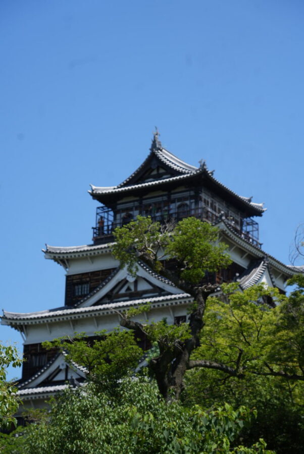 Hiroshima Early Morning Tour with English-Speaking Guide - Starting at Hiroshima Station and taking the train
