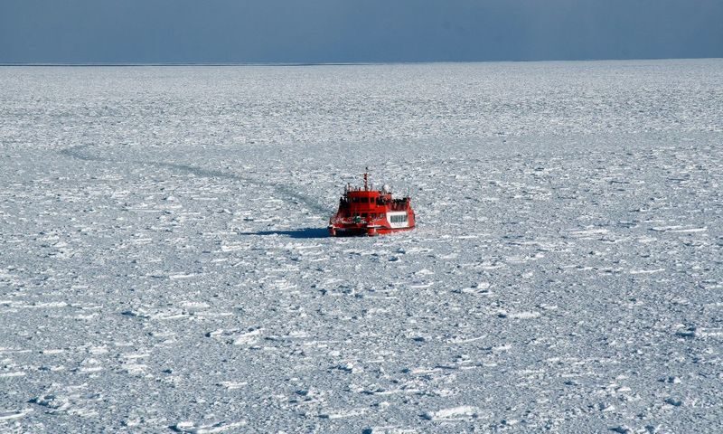 Icebreaker Cruise & Monbetsu Ocean Park & Sounkyo Ice Fall Festival - From Sapporo to the Sea of Okhotsk