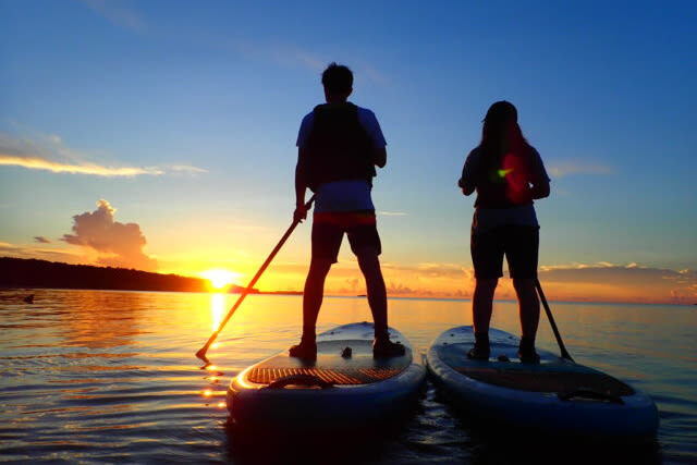Iriomote Island: Choice of Sunset SUP or Canoe Tour (Okinawa) - SUP or canoe: pick the experience that fits you