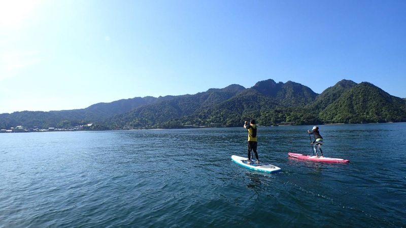 Itsukushima Shrine Stand Up Paddleboard Experience - From the ferry terminal to the first lesson