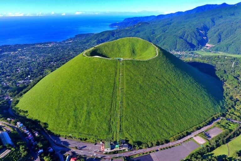Izu Atami Fireworks Festival & Izu Omuroyama tour - Mount Omuro: a volcanic bowl with a ropeway ride