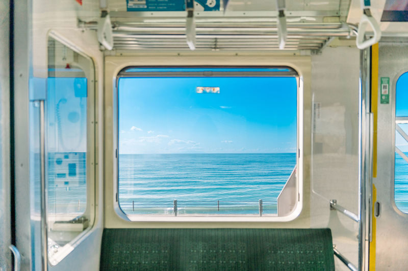 Kamakura, Enoshima & Yokohama Day Trip from Tokyo with Enoden Train - The Enoden and the famous crossing