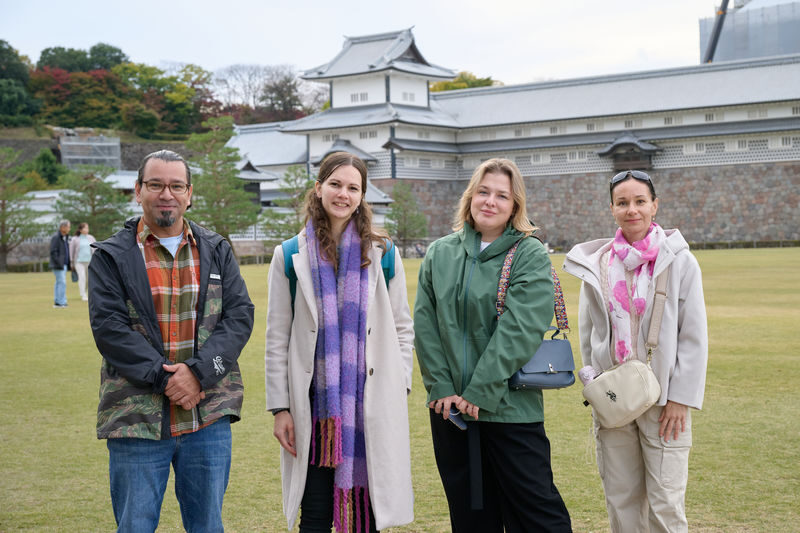 Kenrokuen Garden & Kanazawa Castle Historical Tour - Kenrokuen, with time to look around