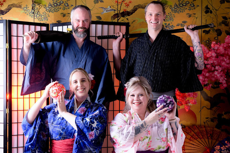 Kimono Photo Shoot Studio Nolls (Osaka) - Getting dressed, choosing a look, and adding styling