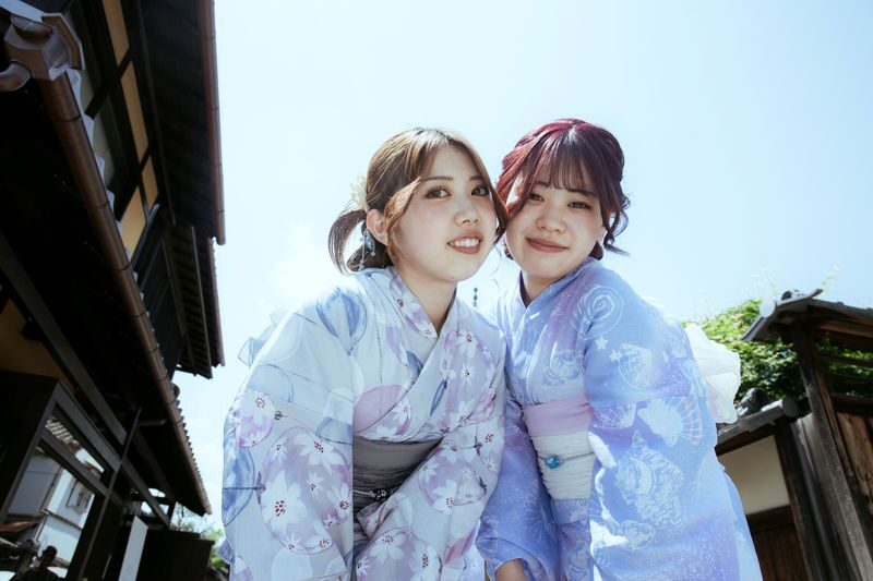 Kimono Rental (Provided by Kyoto / Kyoto Kimono Rental Yumeyakata) - Getting dressed, one careful layer at a time